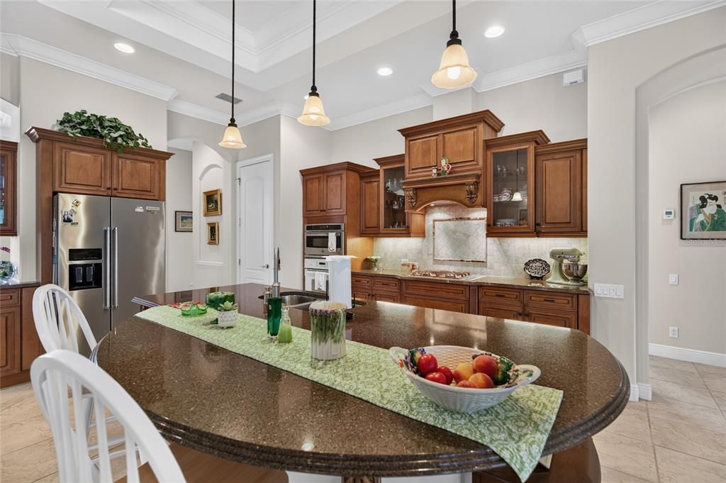 En Venta: $1,399,000 (4 camas, 4 baños, 3648 Pies cuadrados)