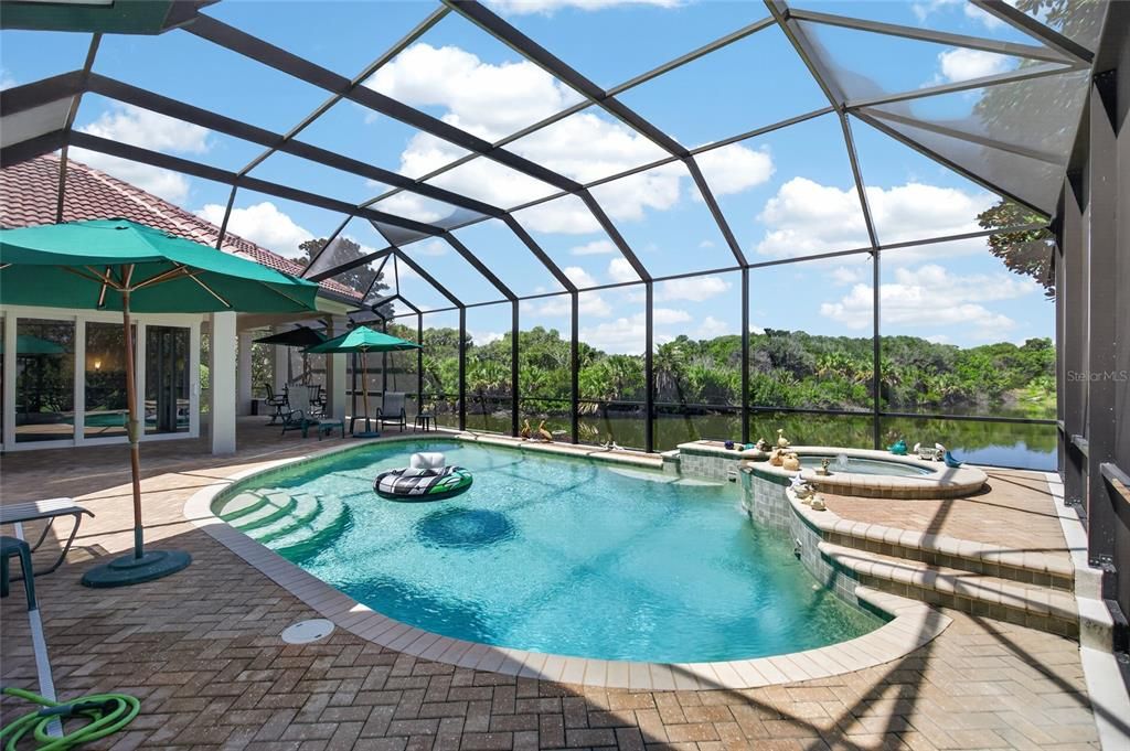 En Venta: $1,399,000 (4 camas, 4 baños, 3648 Pies cuadrados)