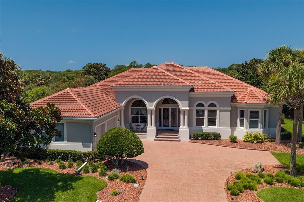 En Venta: $1,399,000 (4 camas, 4 baños, 3648 Pies cuadrados)