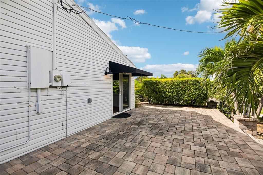 For Sale: $474,900 (3 beds, 2 baths, 1188 Square Feet)