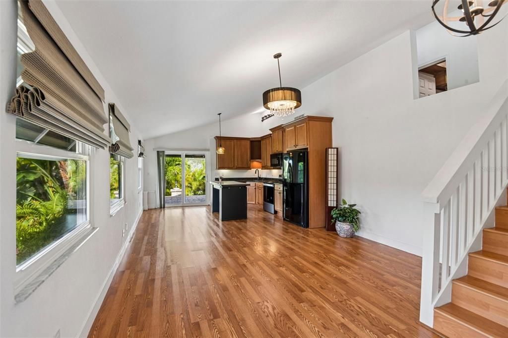 For Sale: $474,900 (3 beds, 2 baths, 1188 Square Feet)