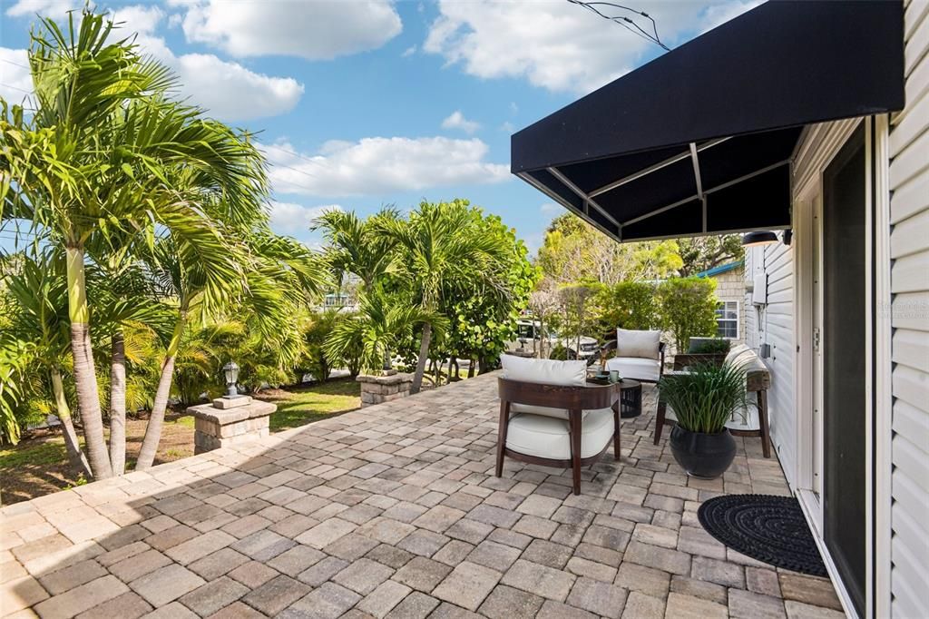 For Sale: $474,900 (3 beds, 2 baths, 1188 Square Feet)