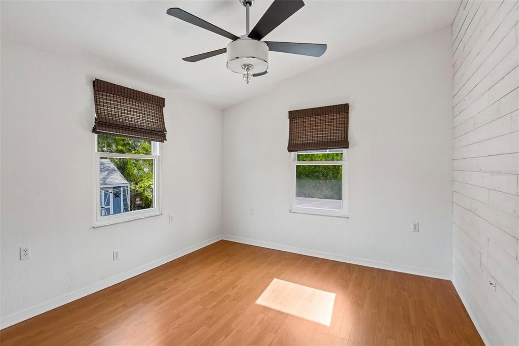 For Sale: $474,900 (3 beds, 2 baths, 1188 Square Feet)