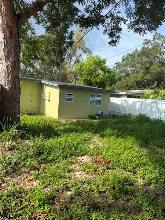 Activo con contrato: $290,000 (3 camas, 2 baños, 1378 Pies cuadrados)