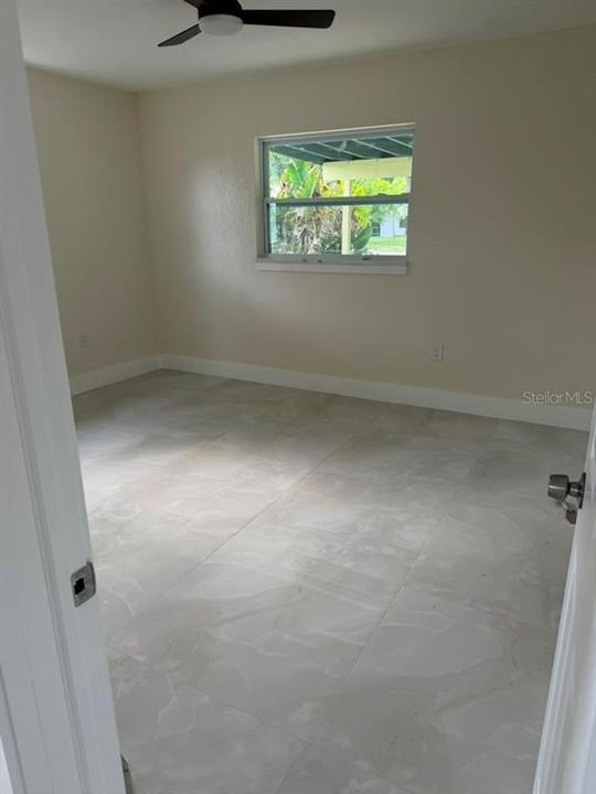 Activo con contrato: $290,000 (3 camas, 2 baños, 1378 Pies cuadrados)
