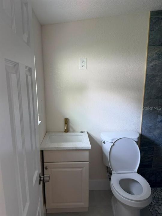 Activo con contrato: $290,000 (3 camas, 2 baños, 1378 Pies cuadrados)