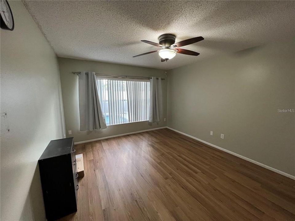В аренду: $2,500 (4 спален, 2 ванн, 2269 Квадратных фут)