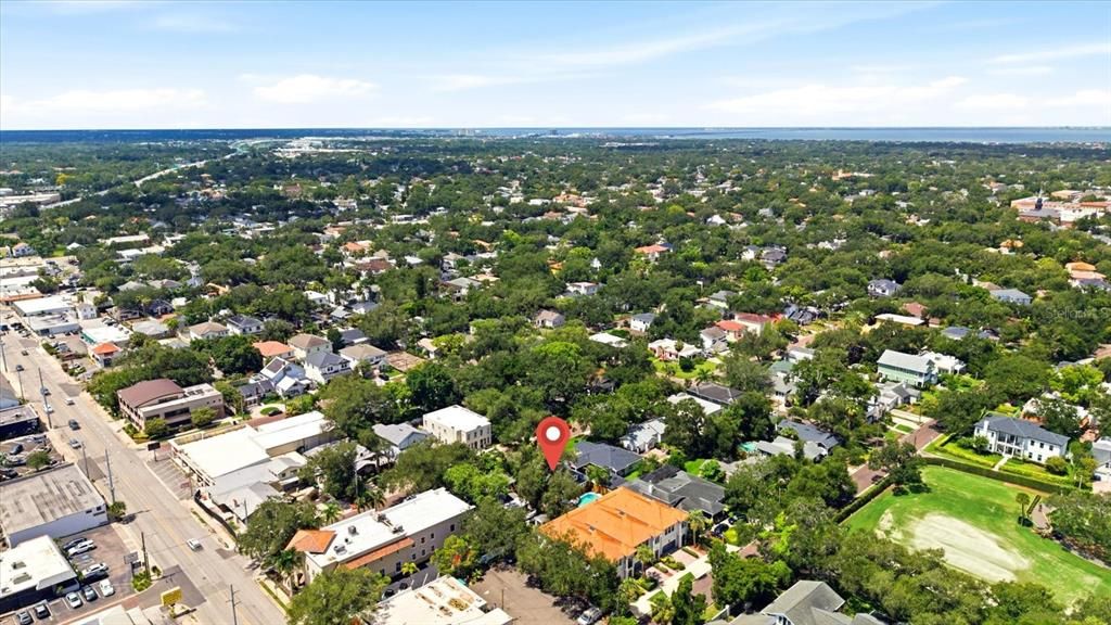 На продажу: $985,000 (3 спален, 2 ванн, 2310 Квадратных фут)