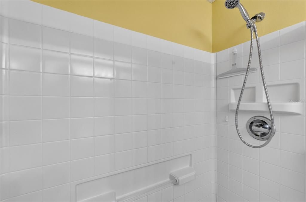 En Venta: $299,700 (2 camas, 2 baños, 1100 Pies cuadrados)