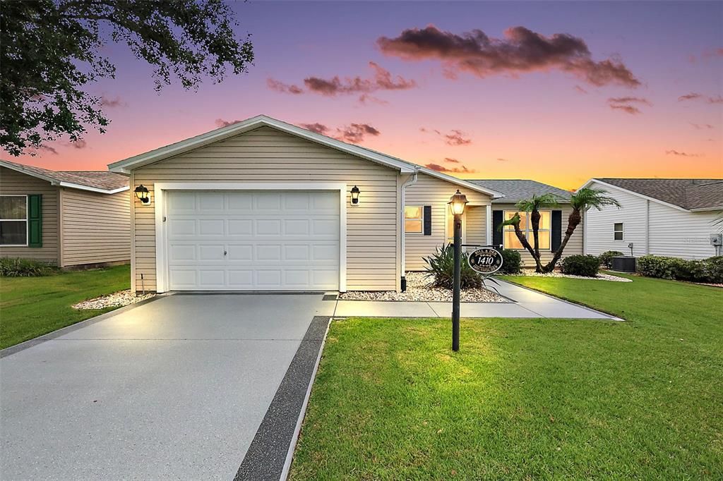En Venta: $299,700 (2 camas, 2 baños, 1100 Pies cuadrados)