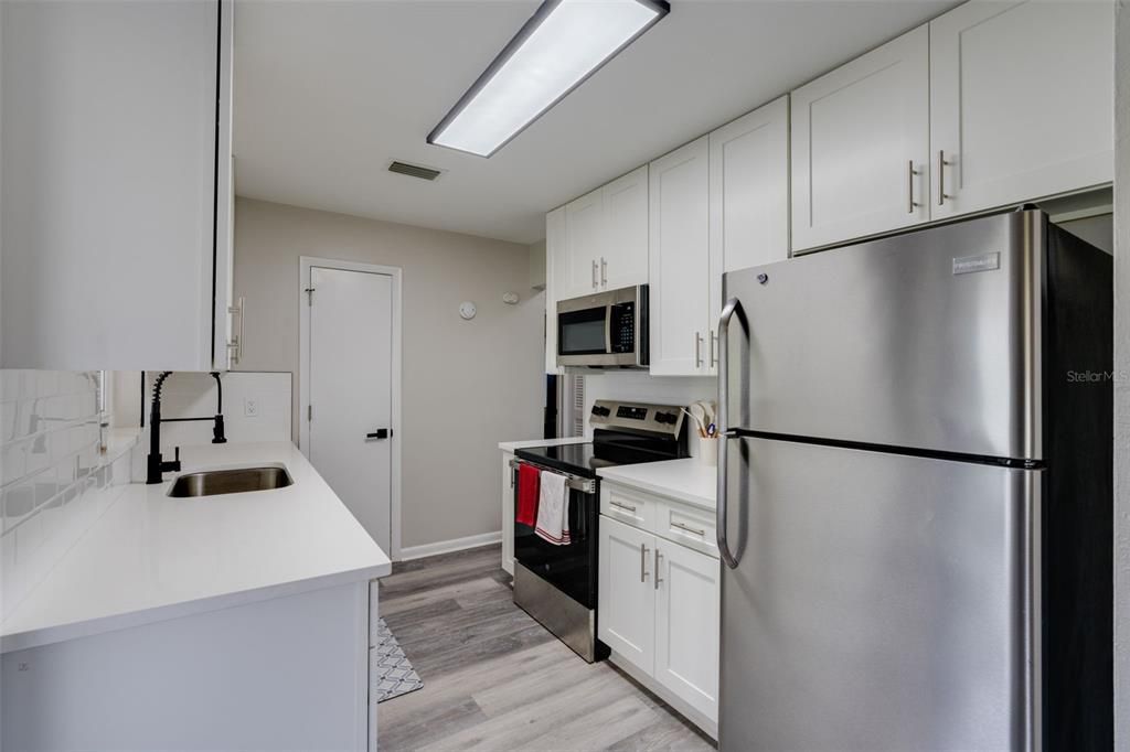 En Venta: $174,500 (2 camas, 1 baños, 874 Pies cuadrados)