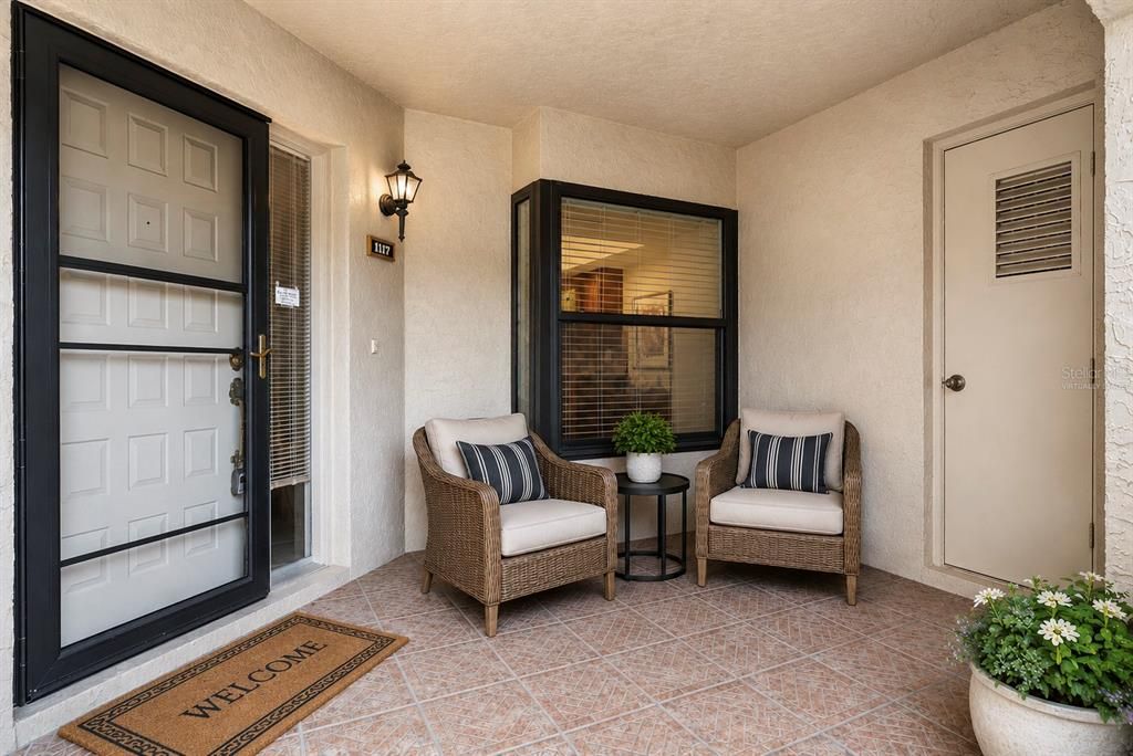 Activo con contrato: $269,000 (2 camas, 2 baños, 1380 Pies cuadrados)