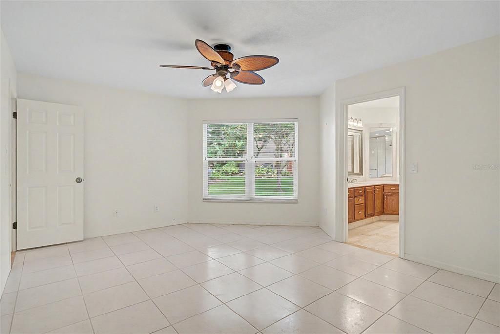 Activo con contrato: $269,000 (2 camas, 2 baños, 1380 Pies cuadrados)
