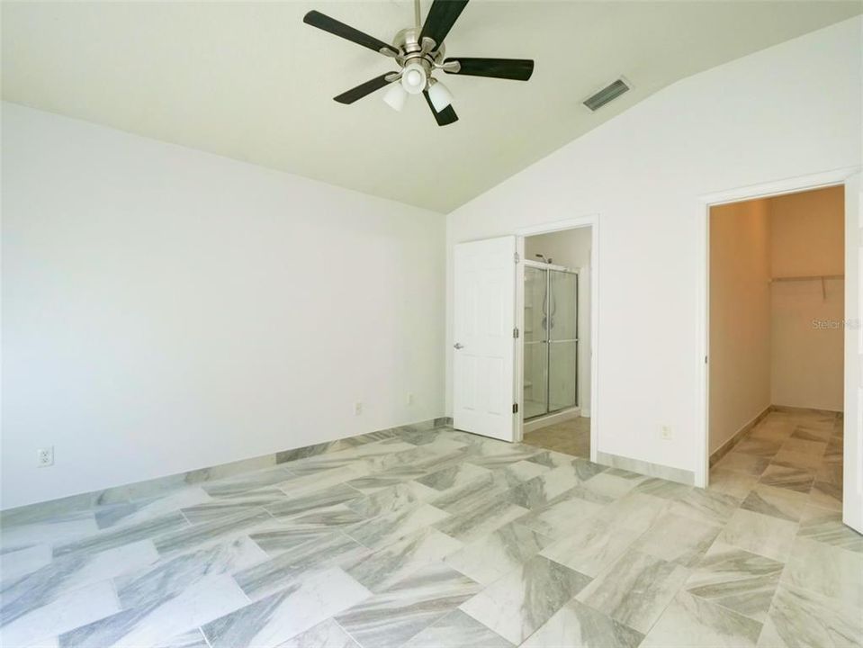 En Venta: $399,900 (4 camas, 2 baños, 1604 Pies cuadrados)
