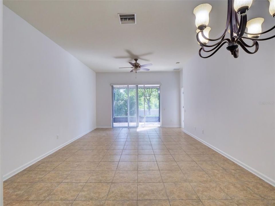 En Venta: $399,900 (4 camas, 2 baños, 1604 Pies cuadrados)