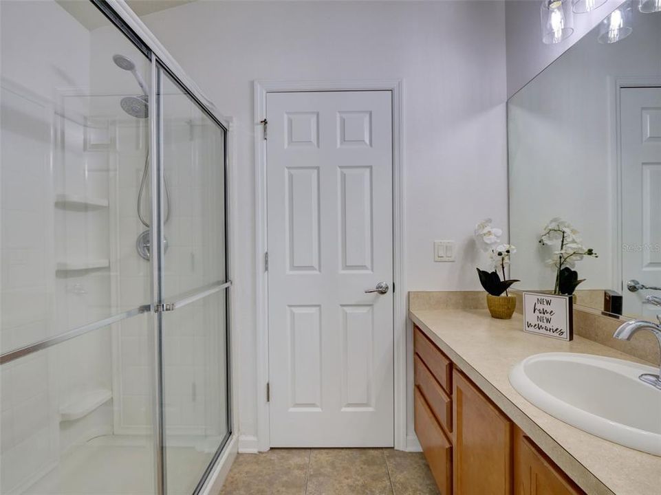 En Venta: $399,900 (4 camas, 2 baños, 1604 Pies cuadrados)