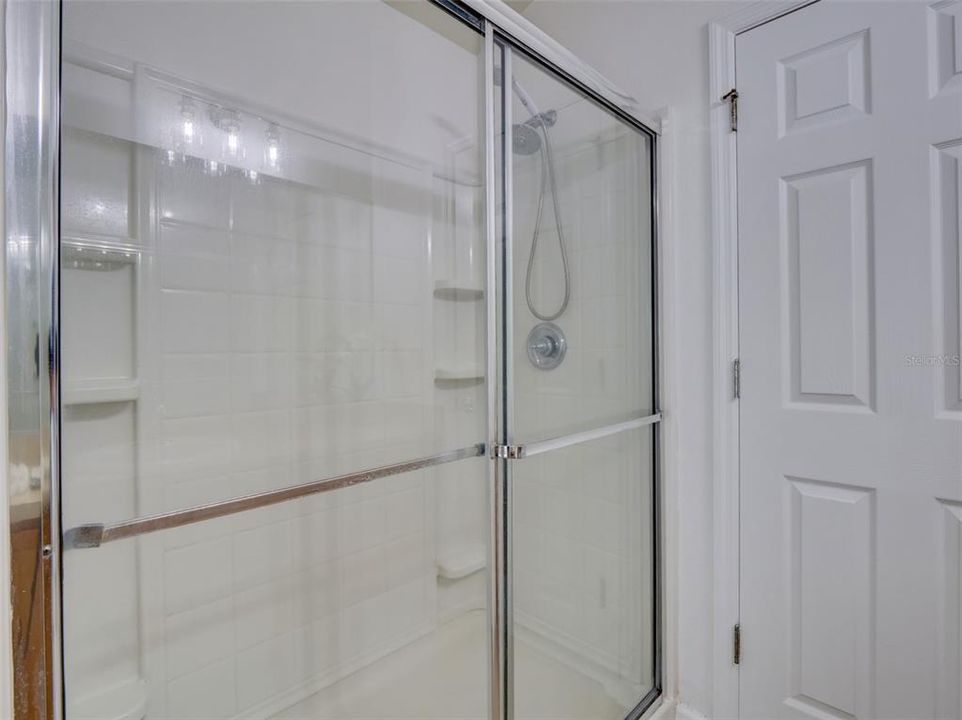 En Venta: $399,900 (4 camas, 2 baños, 1604 Pies cuadrados)