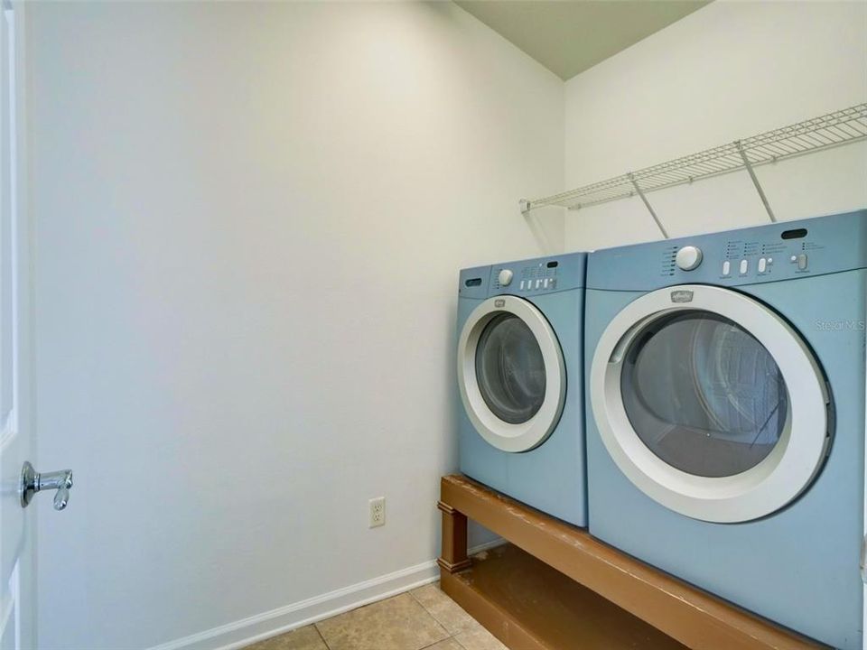 En Venta: $399,900 (4 camas, 2 baños, 1604 Pies cuadrados)