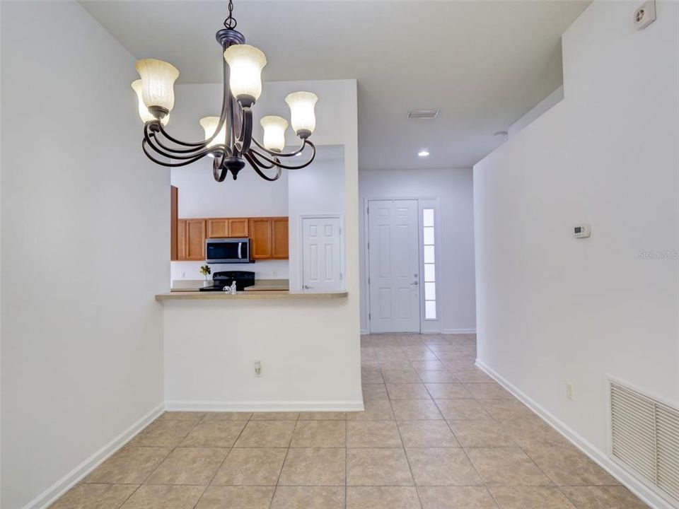 En Venta: $399,900 (4 camas, 2 baños, 1604 Pies cuadrados)