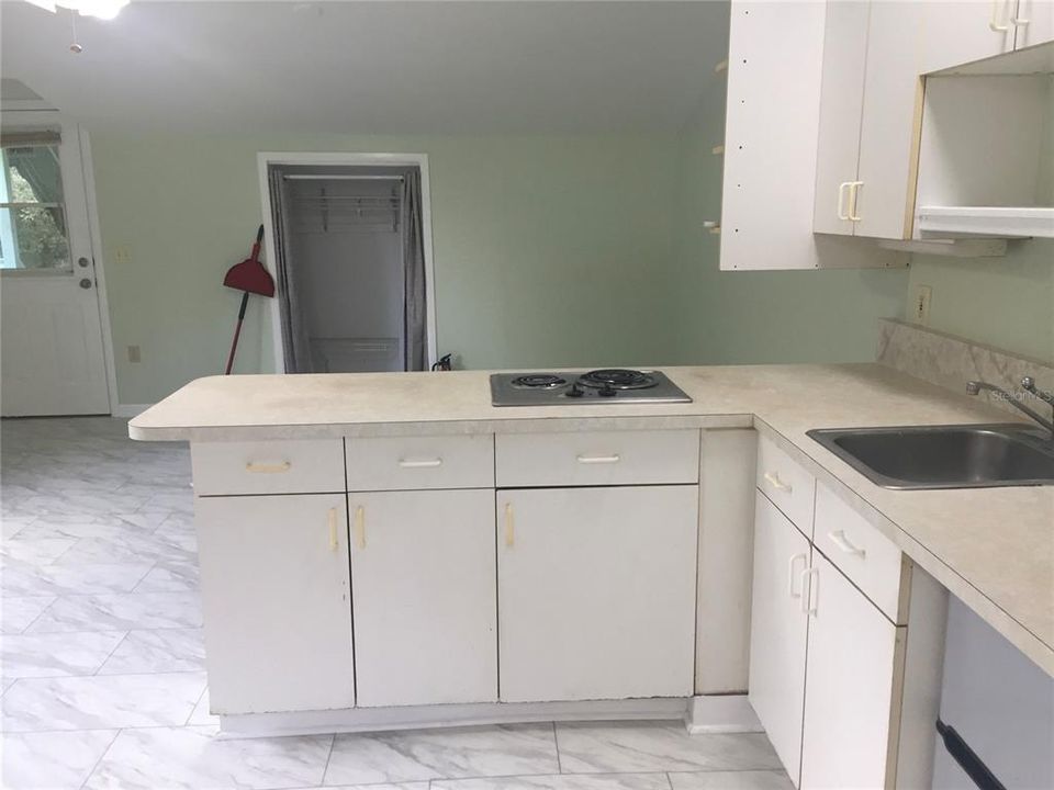 На продажу: $1,150,000 (4 спален, 4 ванн, 3684 Квадратных фут)