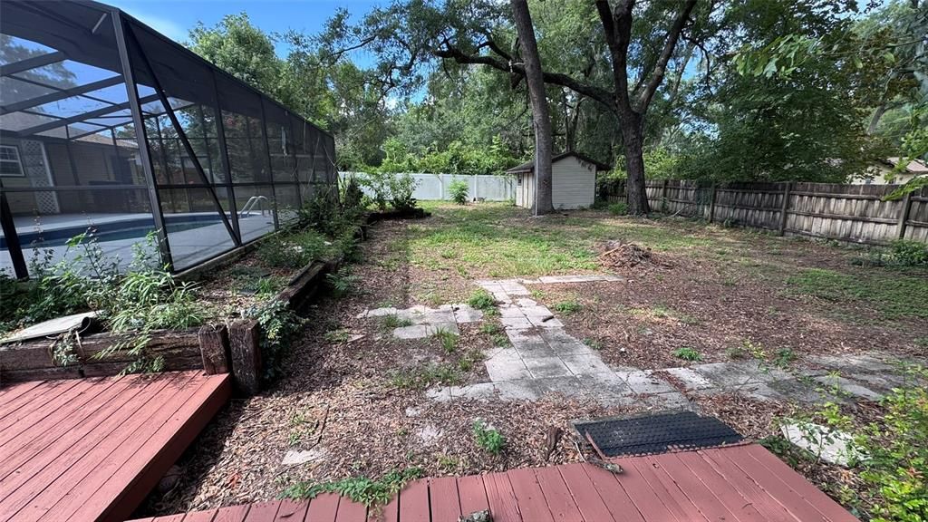For Sale: $299,900 (3 beds, 2 baths, 1344 Square Feet)