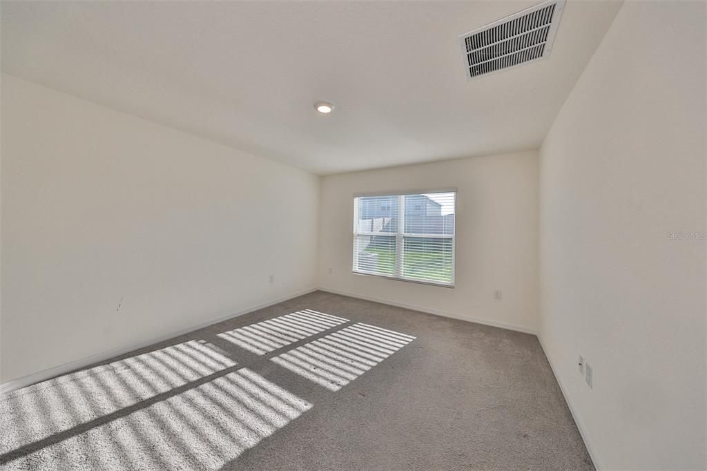 En Renta: $2,395 (4 camas, 2 baños, 1846 Pies cuadrados)