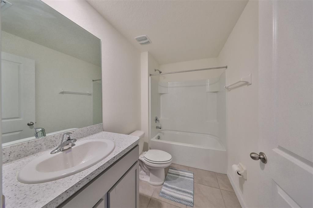En Renta: $2,395 (4 camas, 2 baños, 1846 Pies cuadrados)
