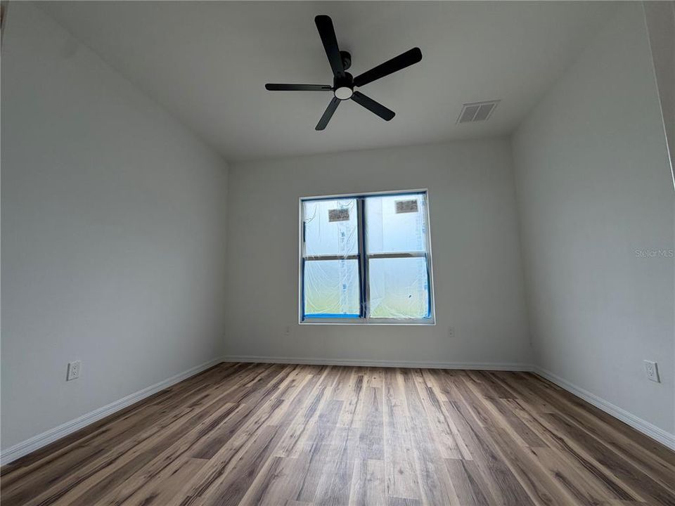 На продажу: $399,800 (3 спален, 2 ванн, 2004 Квадратных фут)