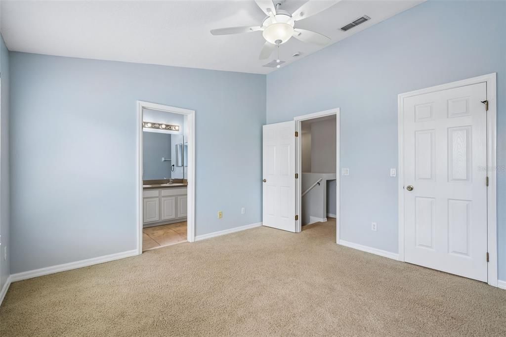 For Rent: $2,200 (2 beds, 2 baths, 1320 Square Feet)