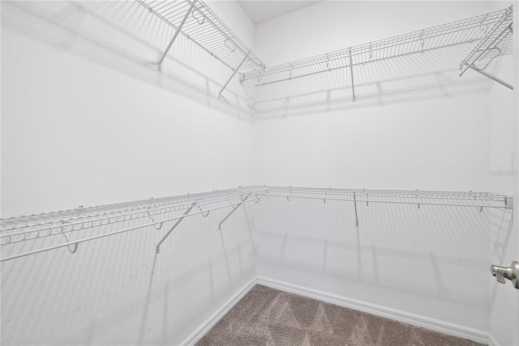 For Sale: $439,000 (3 beds, 2 baths, 1868 Square Feet)
