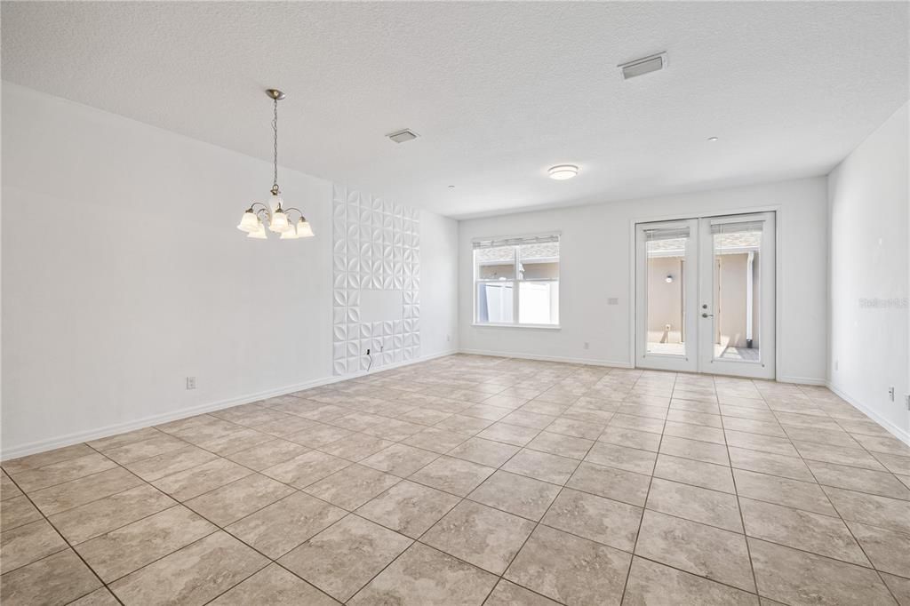 For Sale: $439,000 (3 beds, 2 baths, 1868 Square Feet)