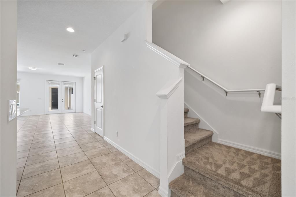 For Sale: $439,000 (3 beds, 2 baths, 1868 Square Feet)