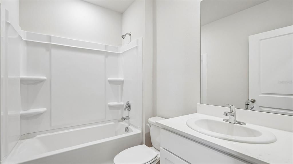 На продажу: $416,990 (5 спален, 3 ванн, 2605 Квадратных фут)
