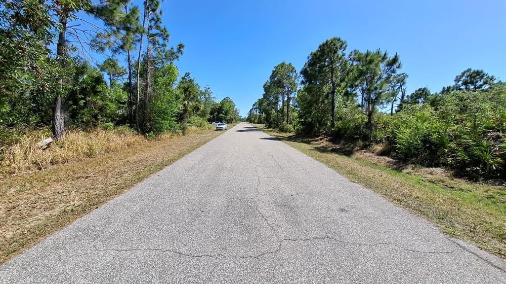 На продажу: $18,000 (0.23 acres)