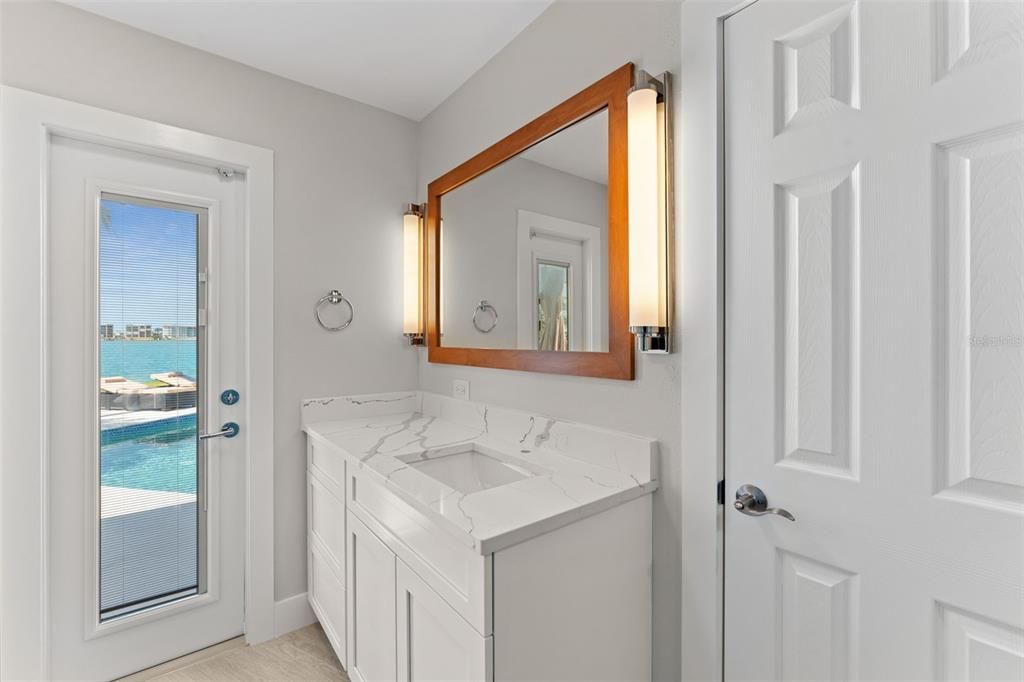 For Sale: $2,250,000 (4 beds, 3 baths, 2494 Square Feet)