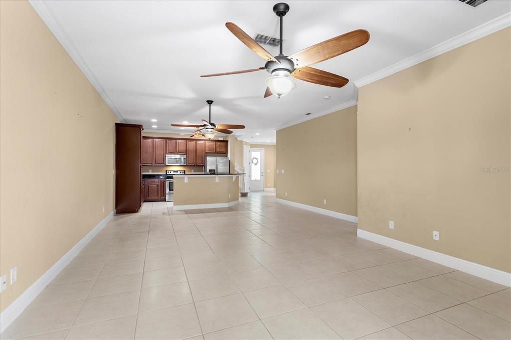 For Rent: $2,949 (4 beds, 3 baths, 2136 Square Feet)