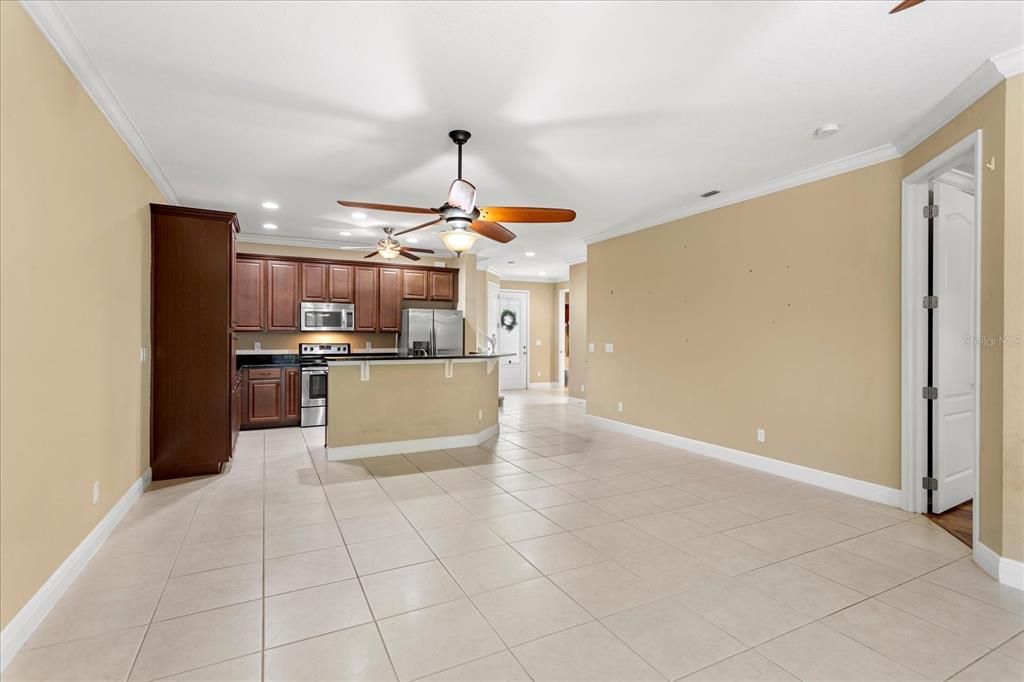 For Rent: $2,949 (4 beds, 3 baths, 2136 Square Feet)