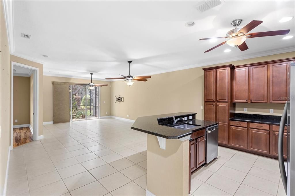 For Rent: $2,949 (4 beds, 3 baths, 2136 Square Feet)