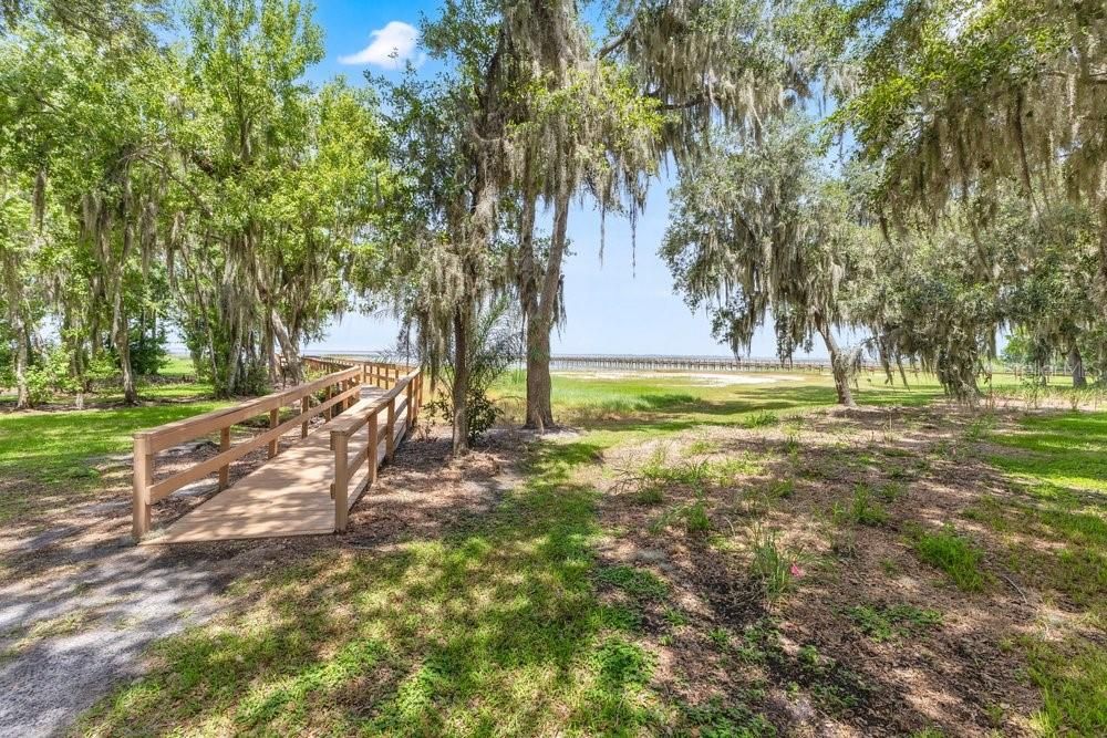 En Venta: $699,999 (4 camas, 3 baños, 3053 Pies cuadrados)