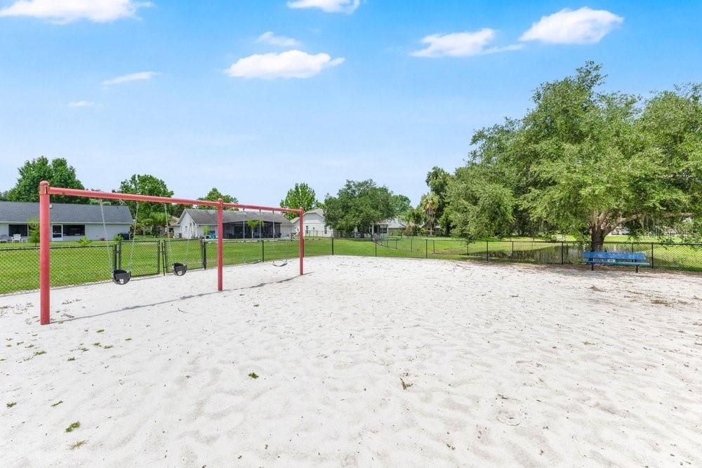 En Venta: $699,999 (4 camas, 3 baños, 3053 Pies cuadrados)