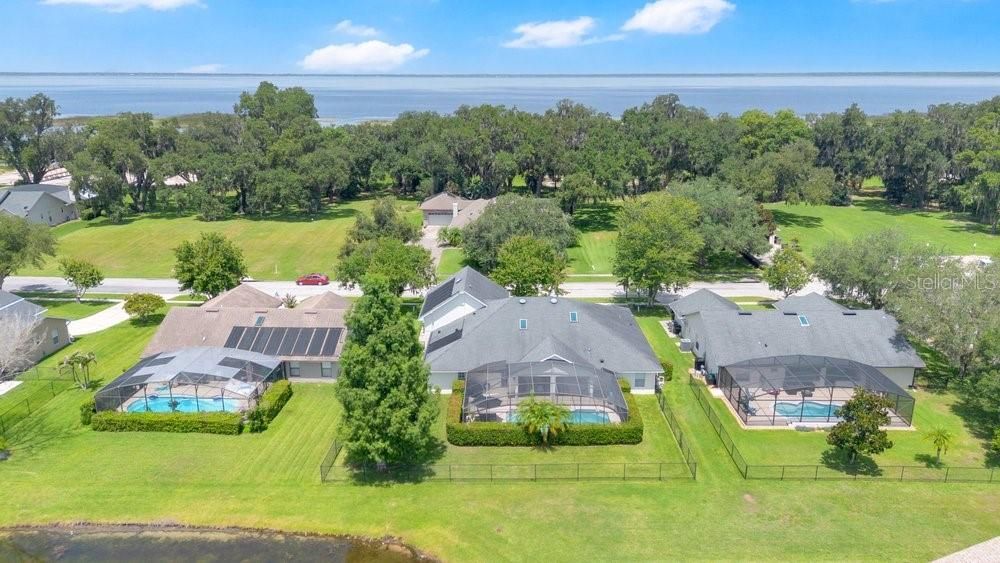 En Venta: $699,999 (4 camas, 3 baños, 3053 Pies cuadrados)