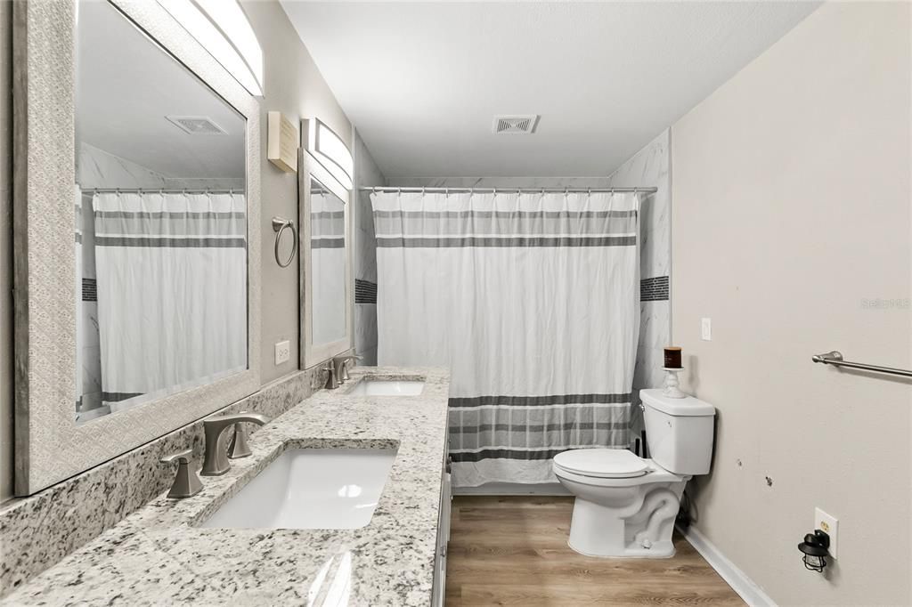 На продажу: $299,000 (4 спален, 2 ванн, 1516 Квадратных фут)