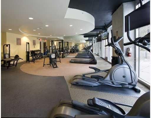 For Sale: $235,000 (1 beds, 1 baths, 854 Square Feet)