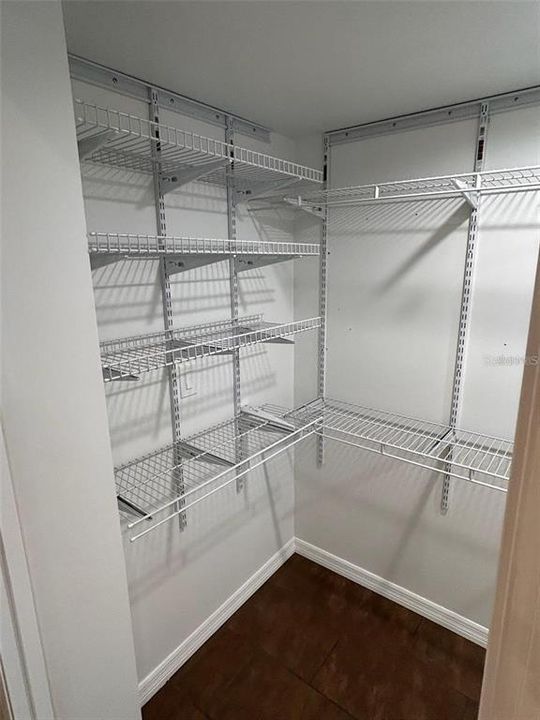 В аренду: $4,650 (2 спален, 2 ванн, 1244 Квадратных фут)