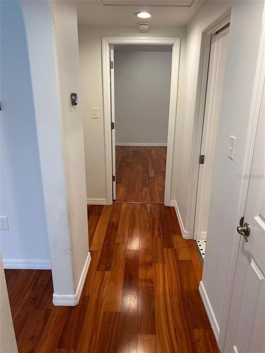 В аренду: $4,650 (2 спален, 2 ванн, 1244 Квадратных фут)