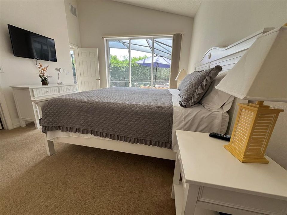 En Venta: $389,900 (4 camas, 3 baños, 1940 Pies cuadrados)