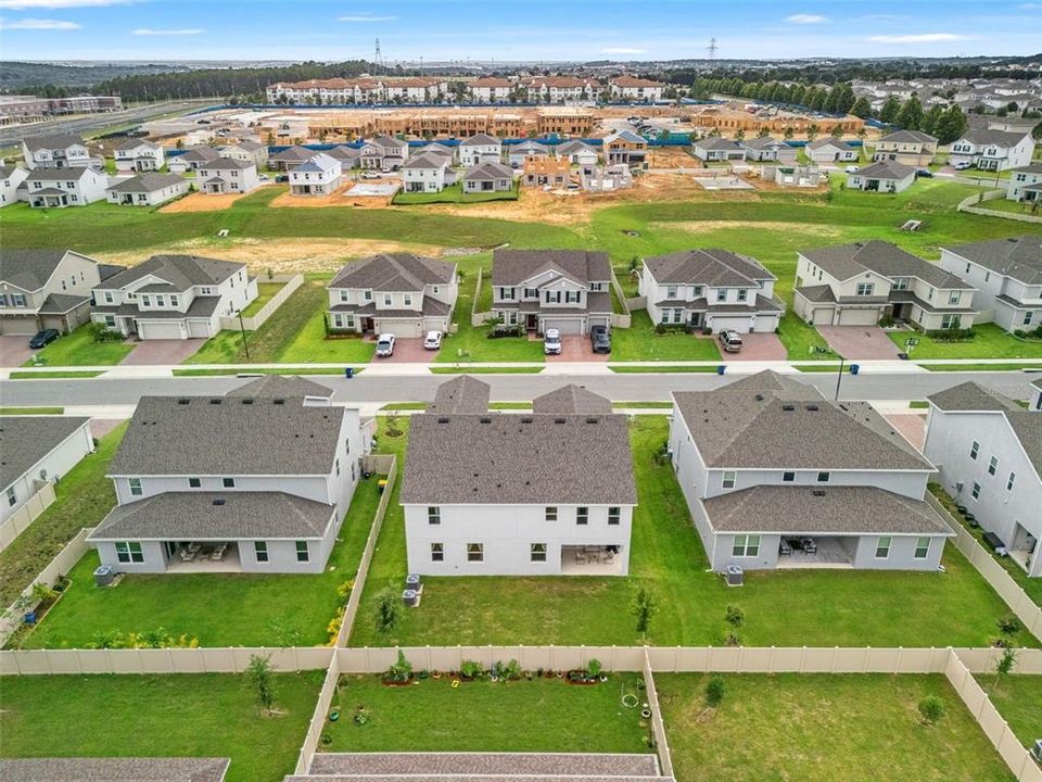 На продажу: $895,000 (6 спален, 4 ванн, 4435 Квадратных фут)