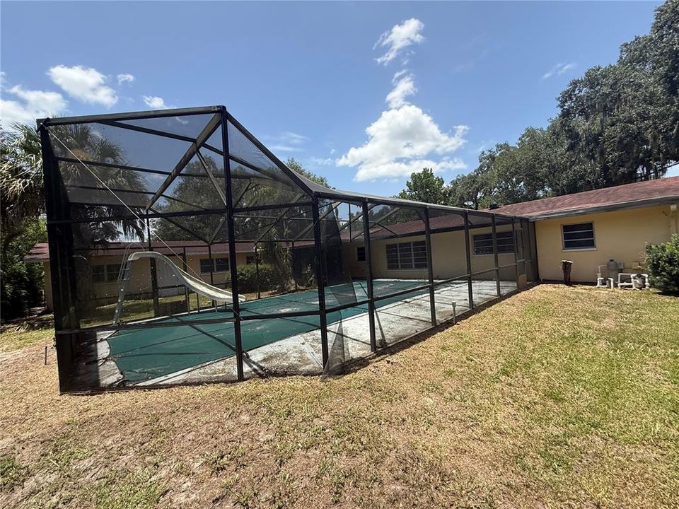 For Sale: $440,000 (4 beds, 3 baths, 2932 Square Feet)
