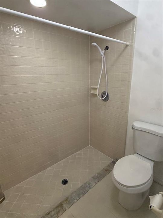 En Venta: $305,000 (2 camas, 2 baños, 1122 Pies cuadrados)