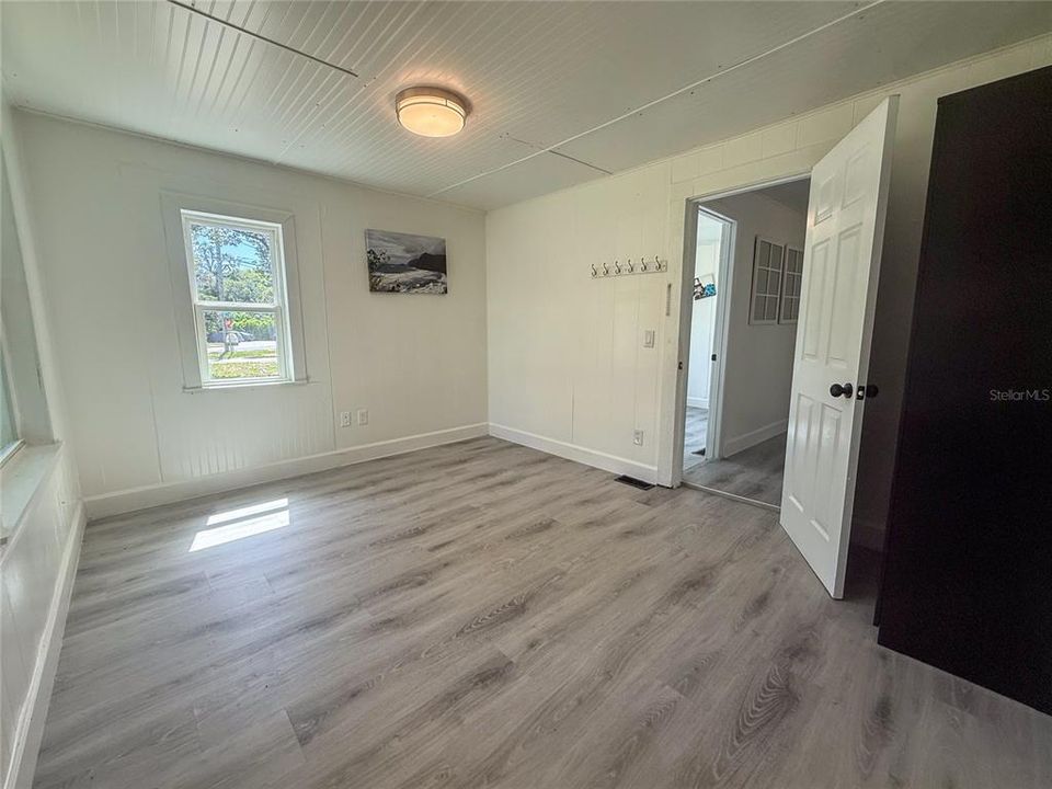 For Sale: $239,700 (3 beds, 1 baths, 1125 Square Feet)